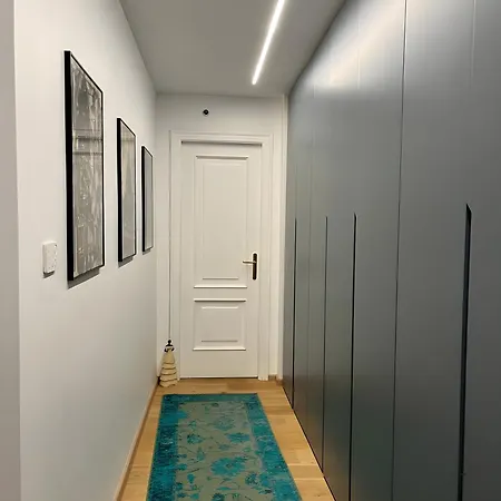 Happy Family Lejlighed Genova